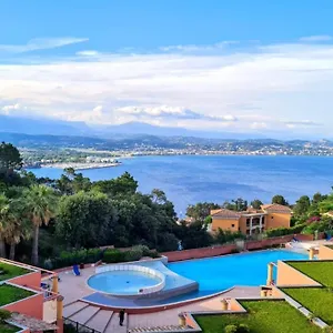 Vue Et Sur La Baie De Cannes Randonnées Pédestres Et Vtt Appartement